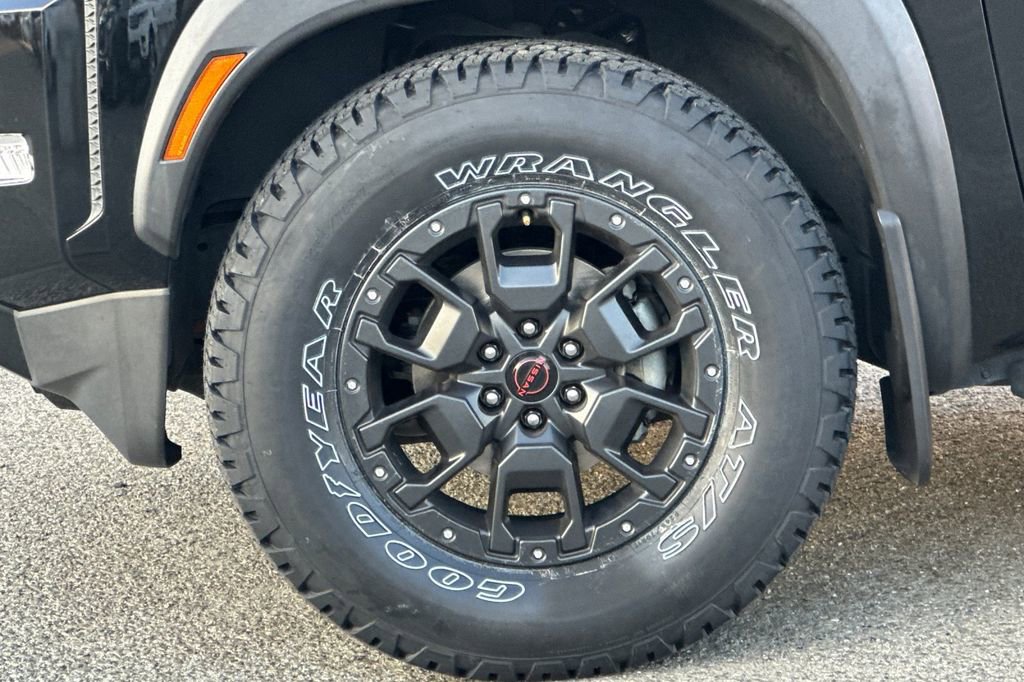 Used 2023 Nissan Frontier Pro-X w/ Pro-X Premium Package image 25