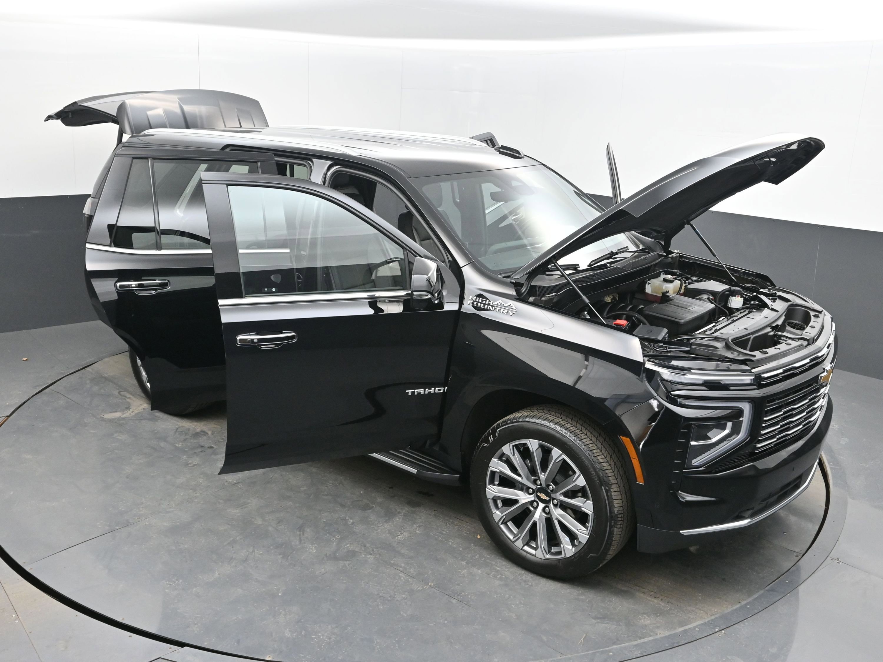 Certified 2025 Chevrolet Tahoe High Country image 36