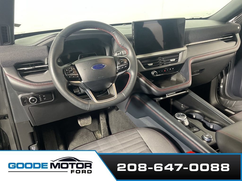 Certified 2025 Ford Explorer ST-Line AWD/4WD image 7