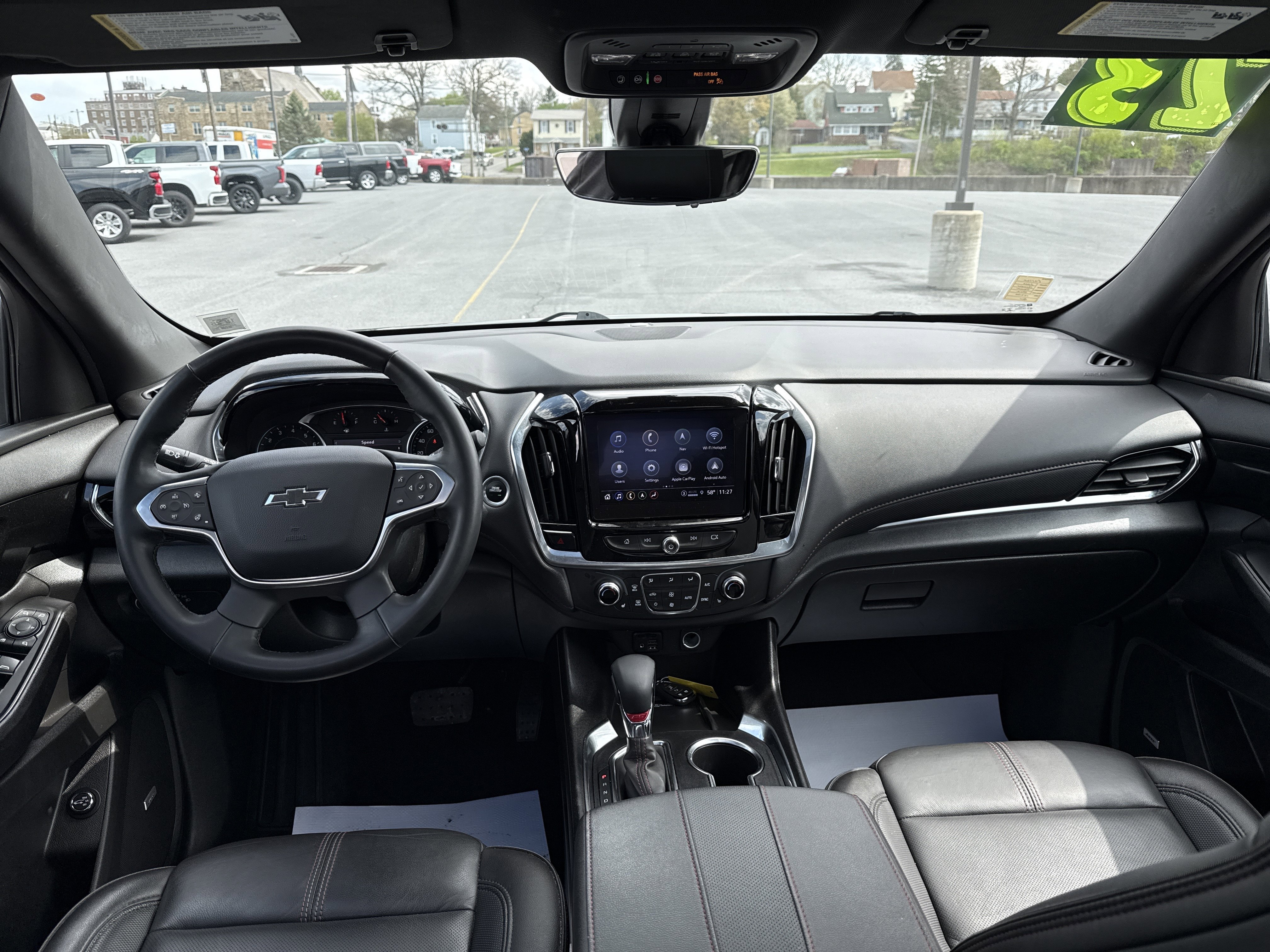 Used 2023 Chevrolet Traverse RS AWD/4WD image 15