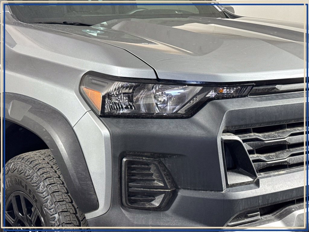 Certified 2025 Chevrolet Colorado Trail Boss AWD/4WD image 7