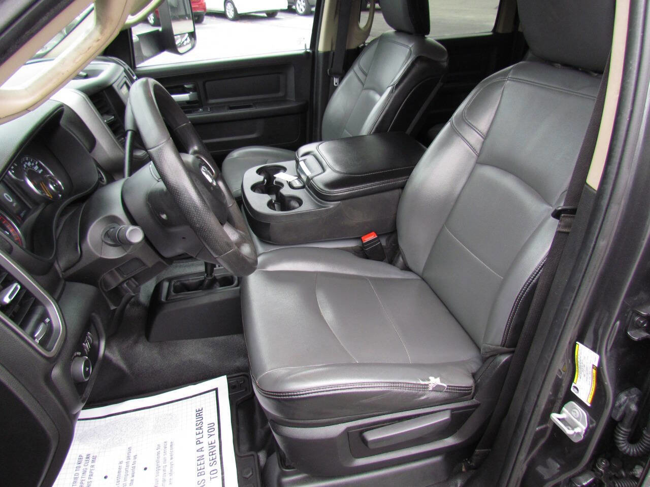 Used 2019 RAM 3500 Tradesman w/ Chrome Appearance Group image 11