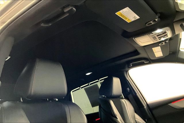 Used 2023 Acura MDX A-Spec image 28