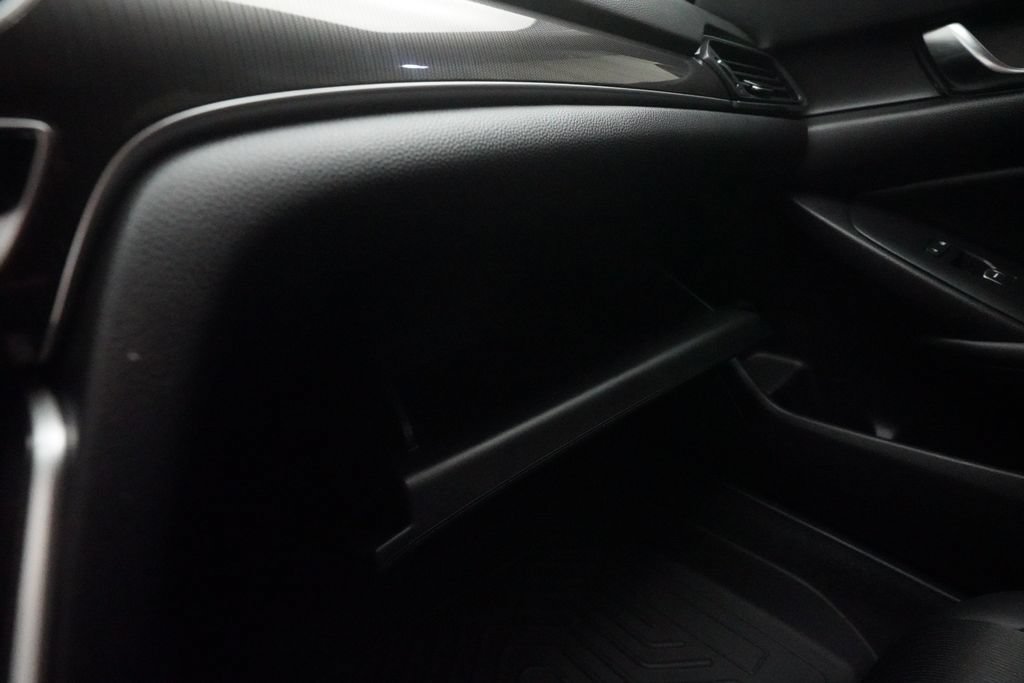 Certified 2022 Honda Accord Sport image 29
