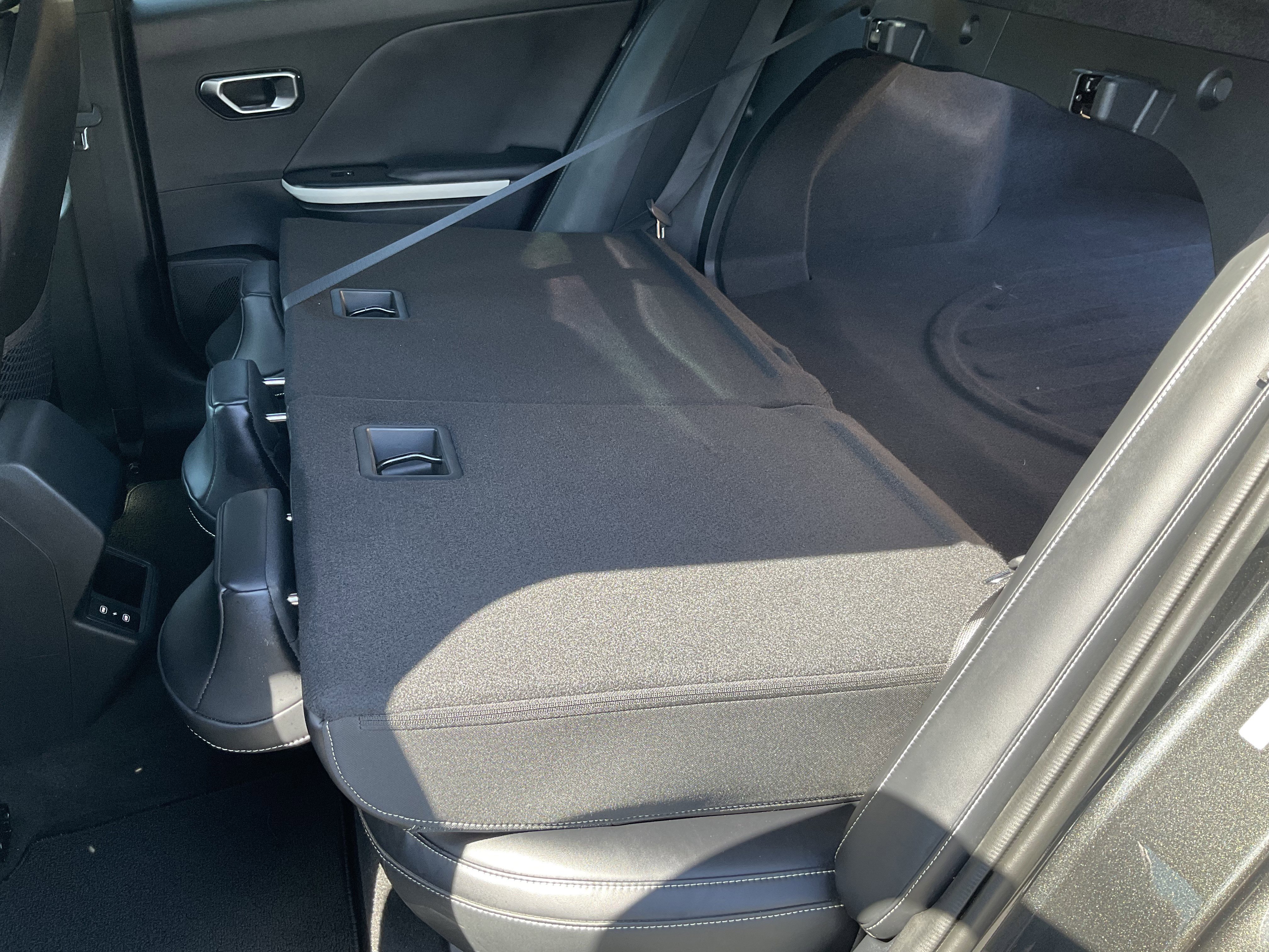 Used 2025 Kia K4 GT-Line w/ GT-Line Sunroof Package FWD image 41