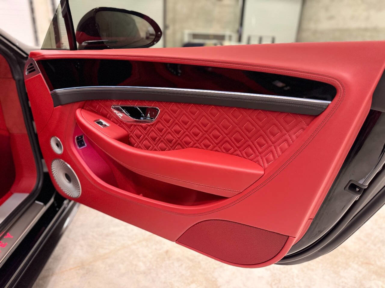 Used 2021 Bentley Continental GT image 22