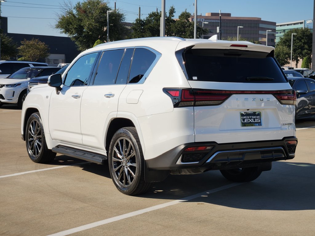 Used 2023 Lexus LX 600 F Sport w/ Accessory Package (Z1) AWD/4WD image 5