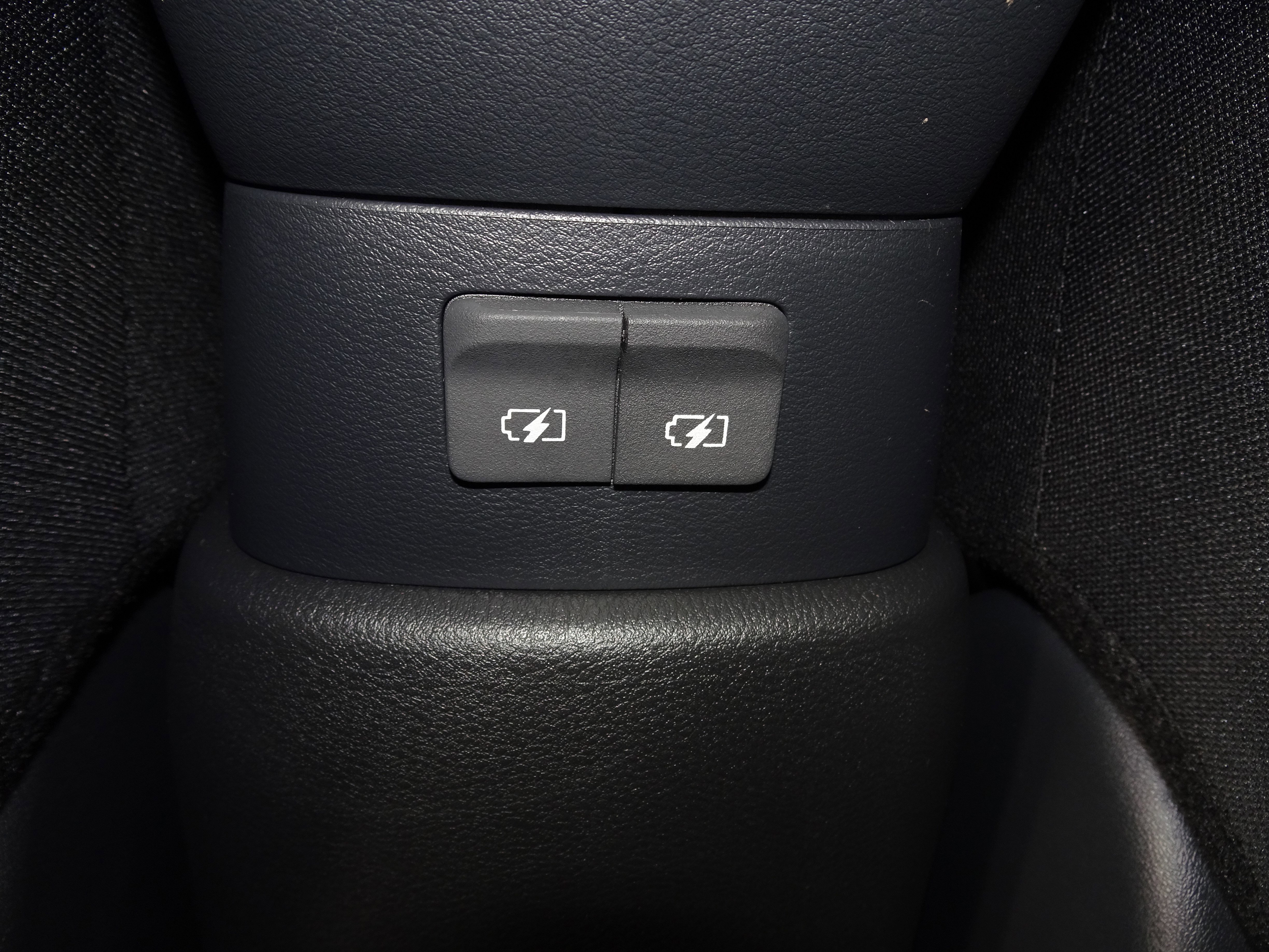 New 2025 Nissan Versa S w/ Trunk Package image 27