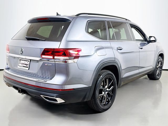 Used 2021 Volkswagen Atlas SE w/ Towing Package image 4