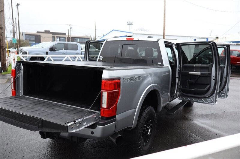 Used 2020 Ford F350 Lariat w/ Tremor Off-Road Package image 26
