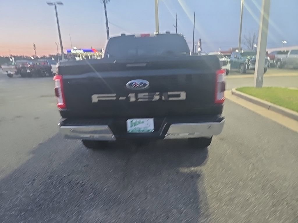 Used 2021 Ford F150 Lariat w/ Equipment Group 502A High AWD/4WD image 4