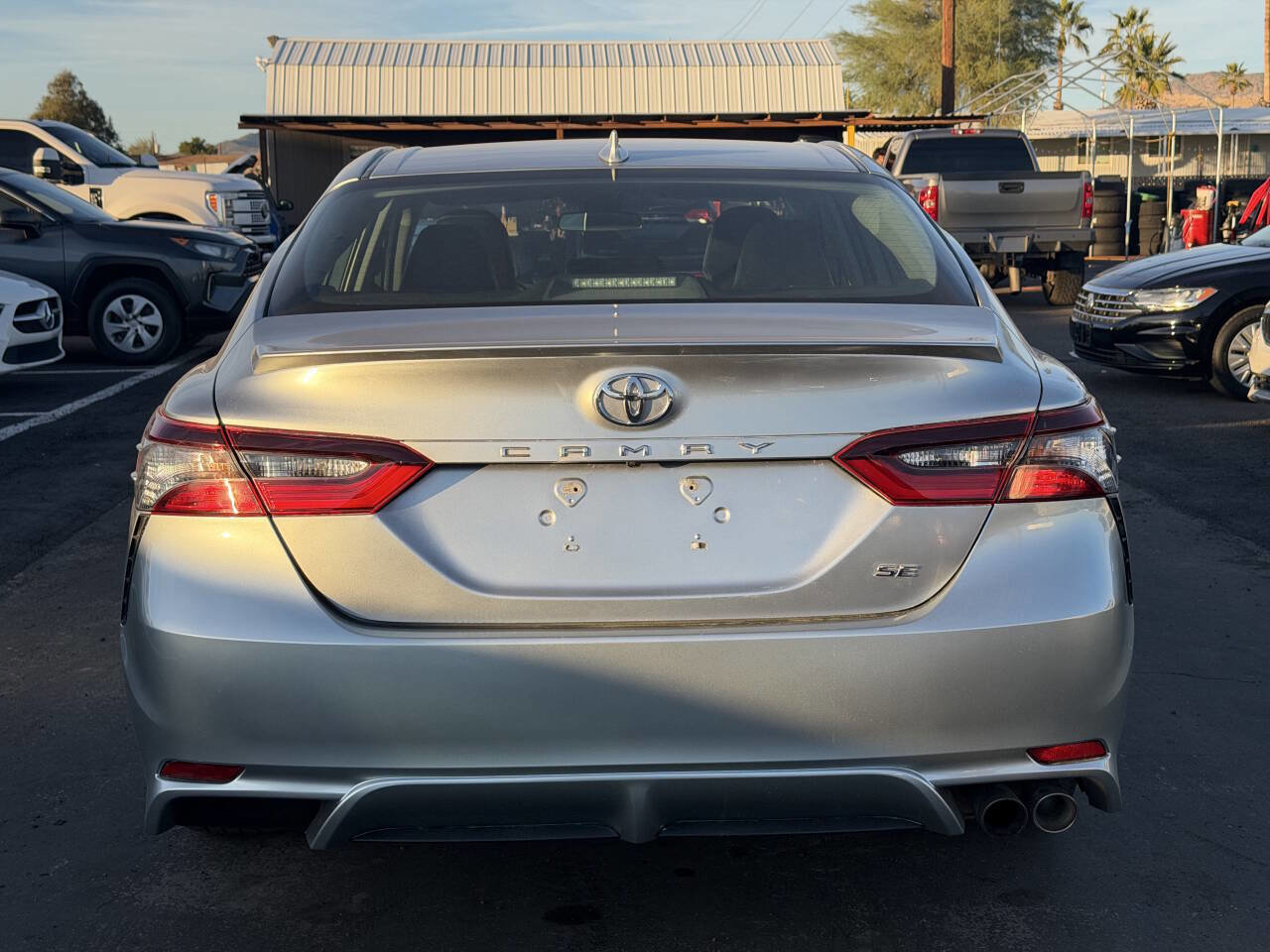 Used 2021 Toyota Camry SE image 8