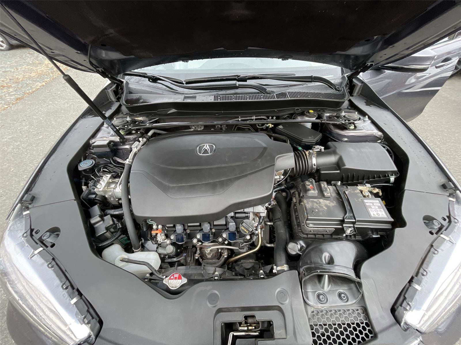 Certified 2018 Acura TLX V6 SH-AWD w/ Technology Pkg image 11