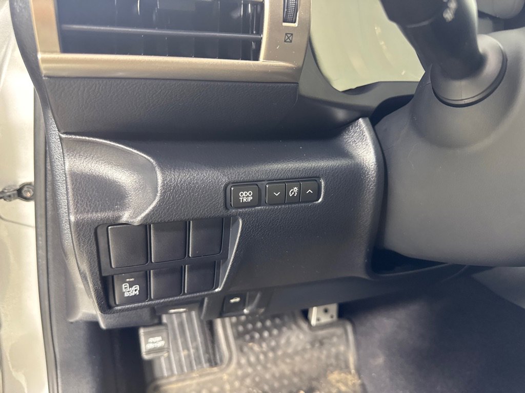 Used 2015 Lexus IS 250 AWD w/ F-Sport Package image 17