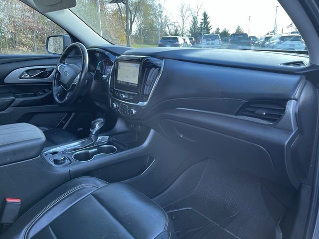 Used 2021 Chevrolet Traverse RS w/ LPO, Floor Liner Package image 30