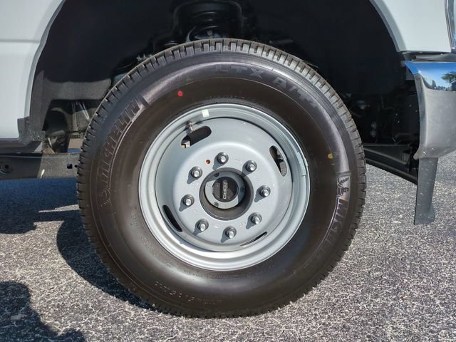 New 2026 Ford F350 XL w/ XL Chrome Package AWD/4WD image 11