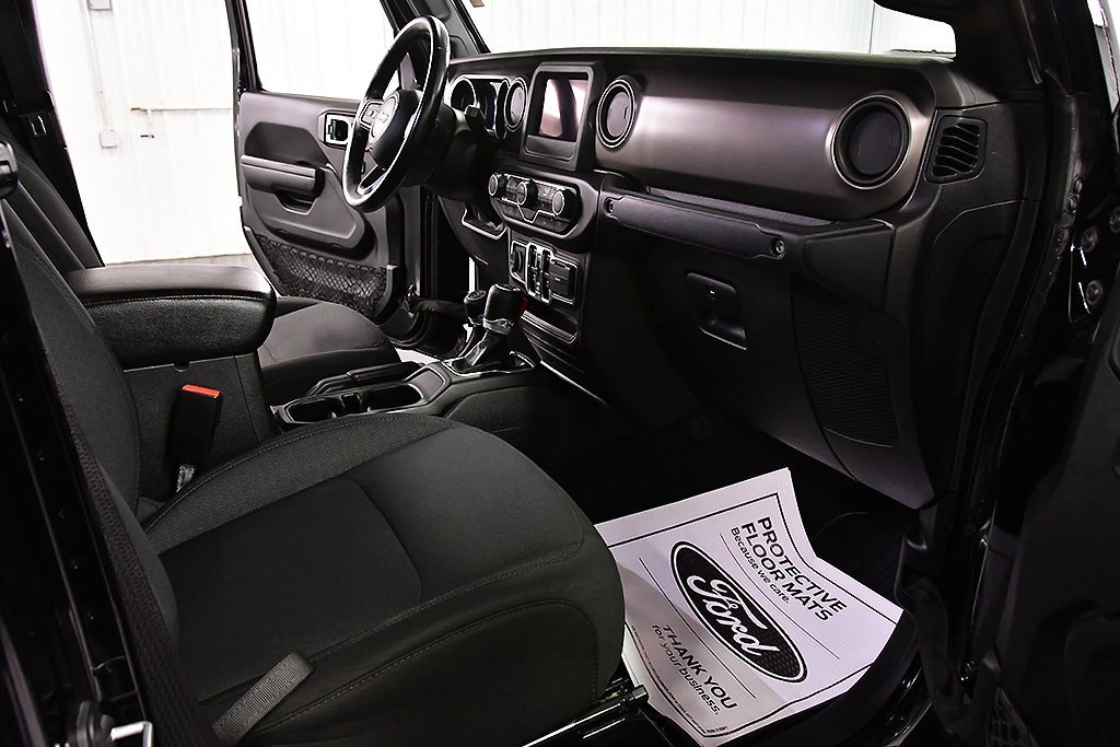 Used 2021 Jeep Gladiator Sport image 23