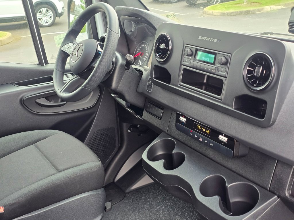New 2026 Mercedes-Benz Sprinter 2500 image 22