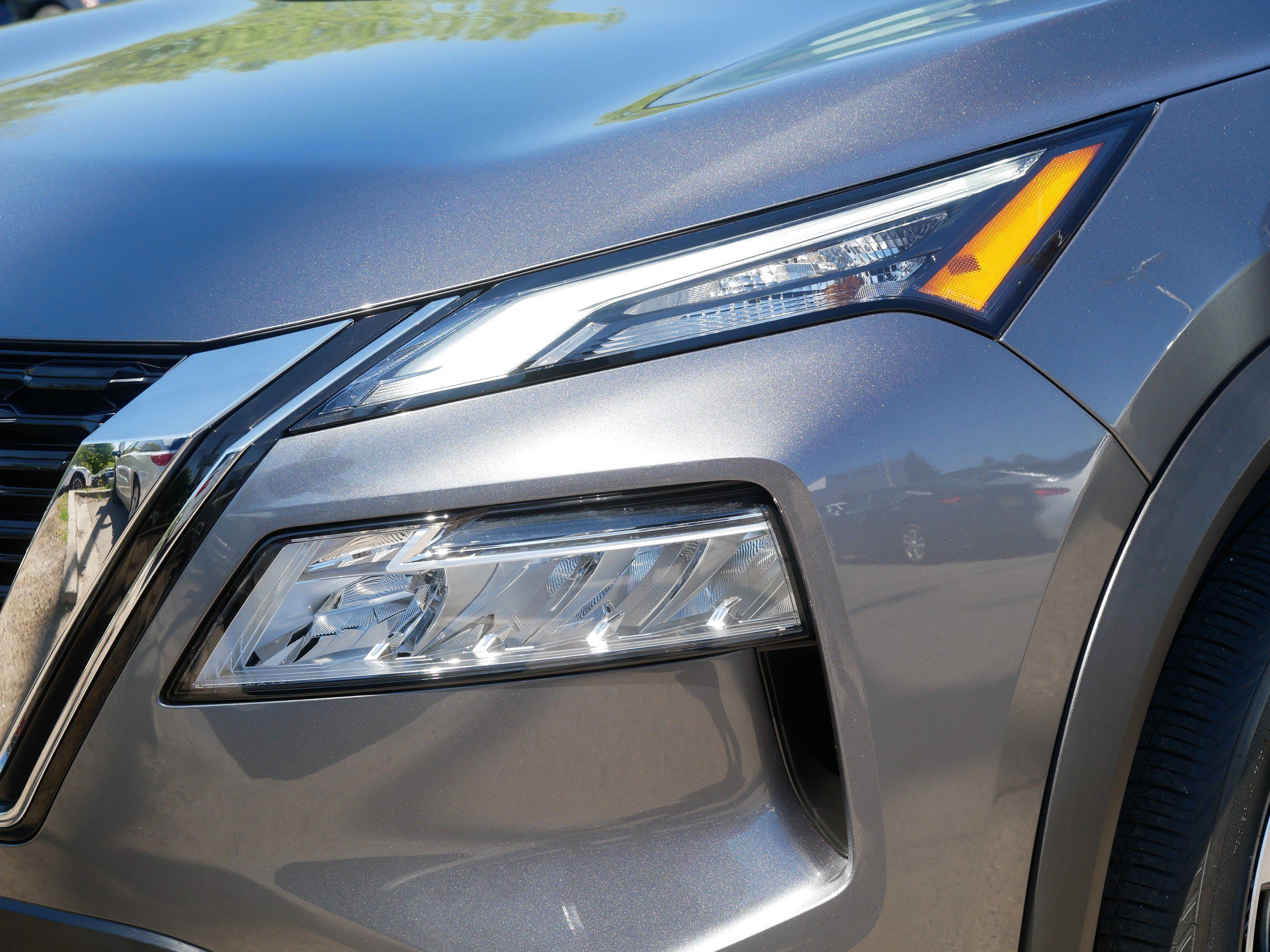 Certified 2023 Nissan Rogue SV w/ SV Premium B Package AWD/4WD image 16
