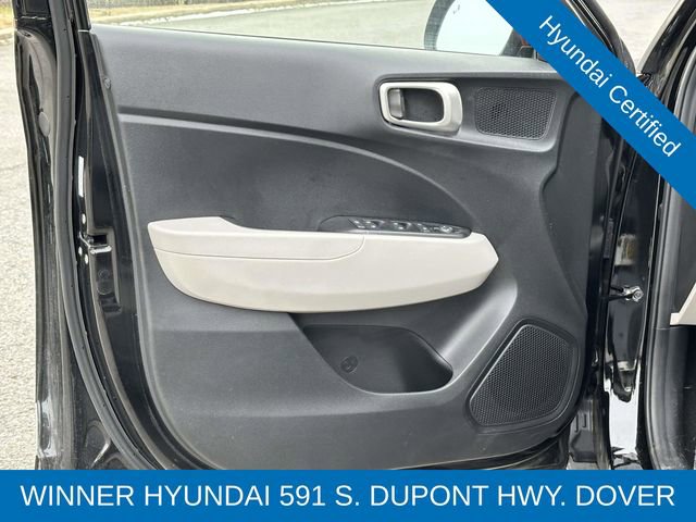 Certified 2024 Hyundai Venue SEL image 10