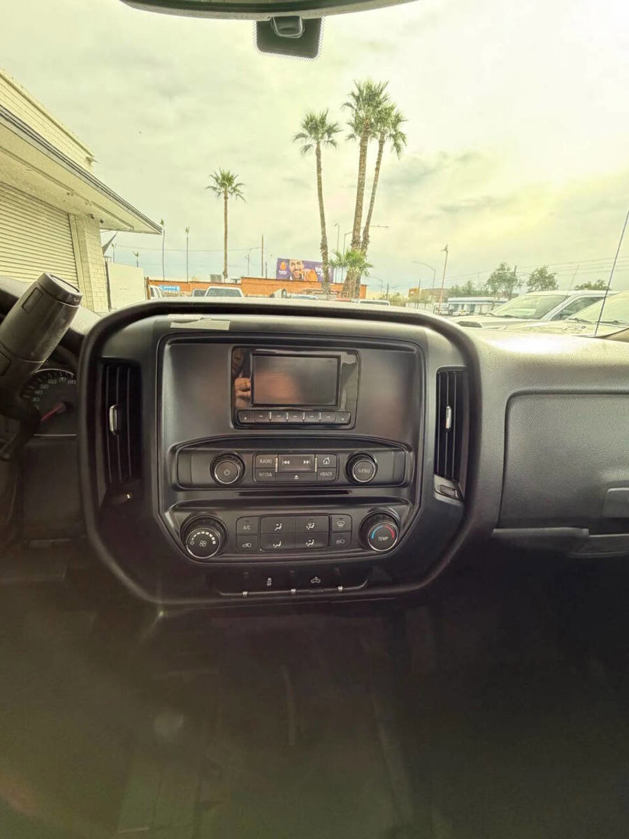 Used 2015 Chevrolet Silverado 1500 W/T w/ Trailering Package image 10