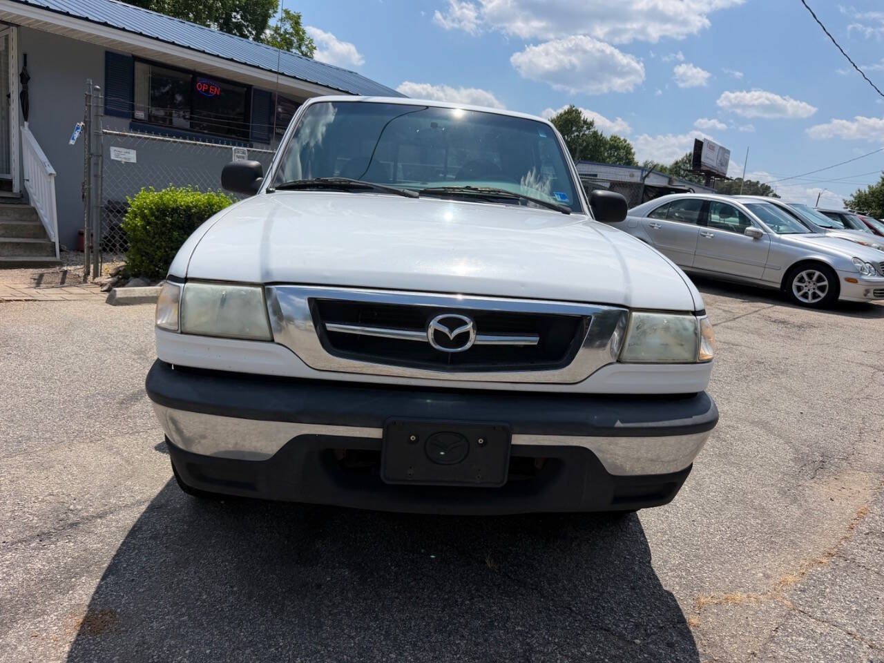 Used 2002 MAZDA B-Series Pickup 2WD Cab Plus B2300 image 2