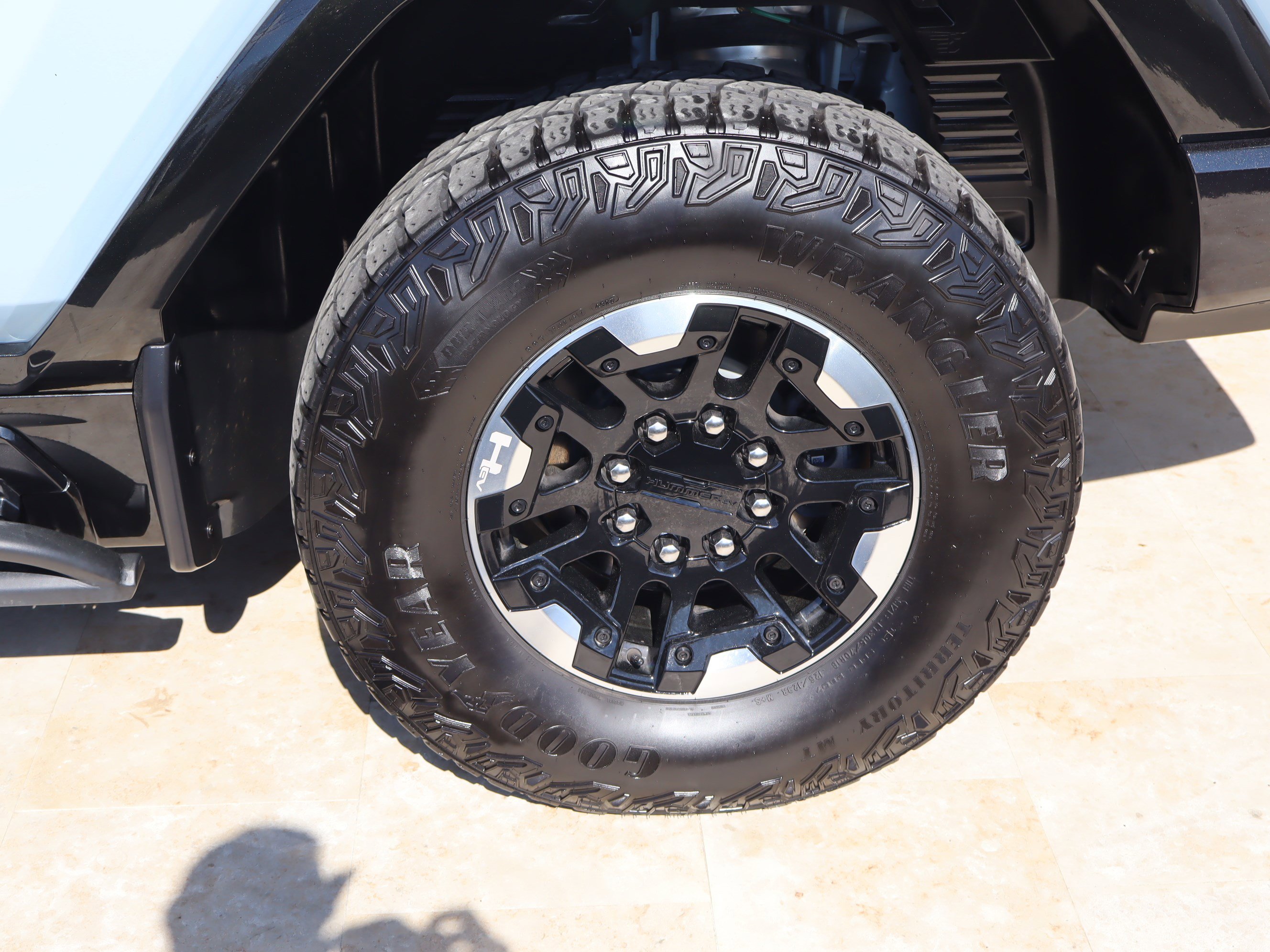 Certified 2024 GMC Hummer EV 3X w/ Extreme Off-Road Package image 45