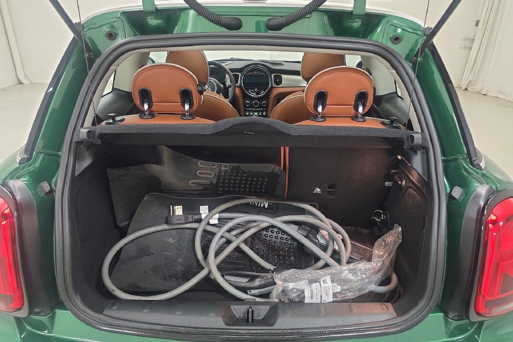 Certified 2024 MINI Cooper SE FWD image 25