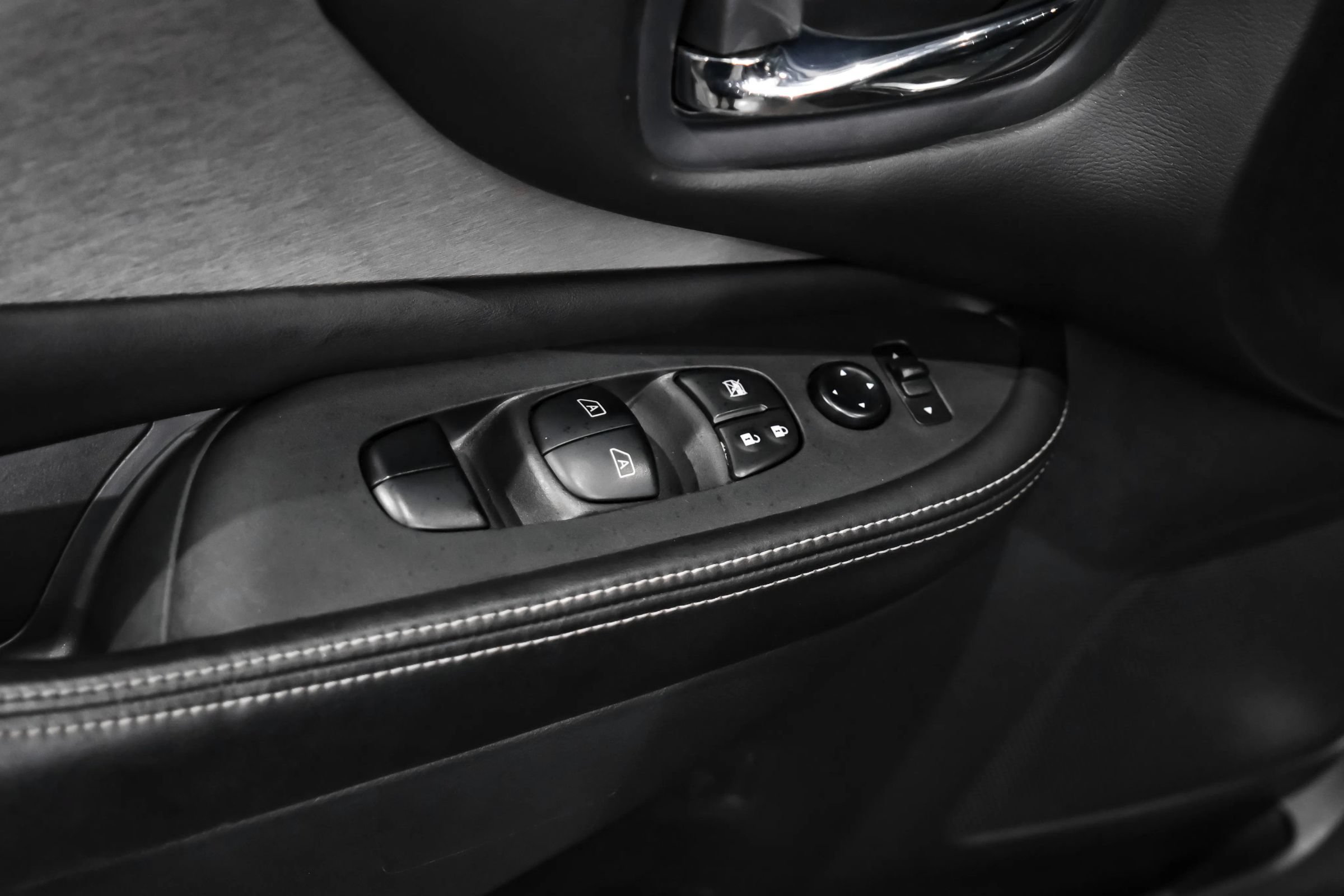 Used 2022 Nissan Murano S FWD image 35