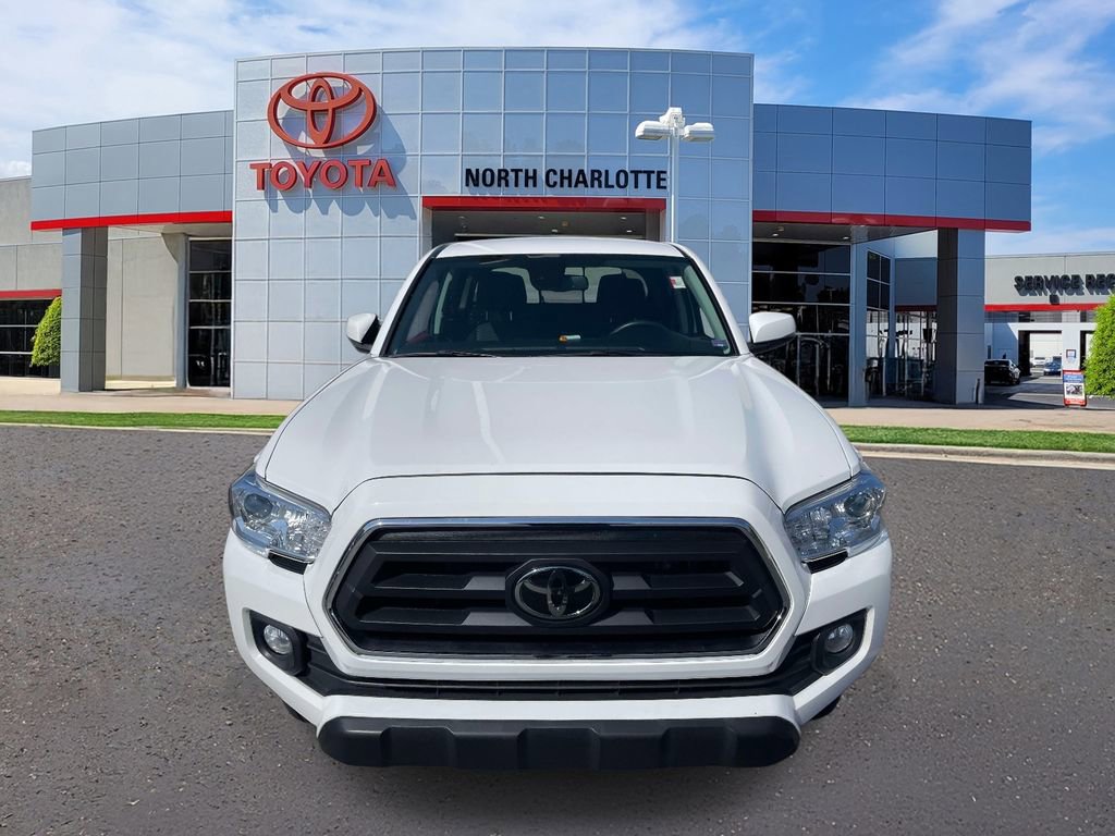 Used 2023 Toyota Tacoma SR5 w/ Technology Package image 5