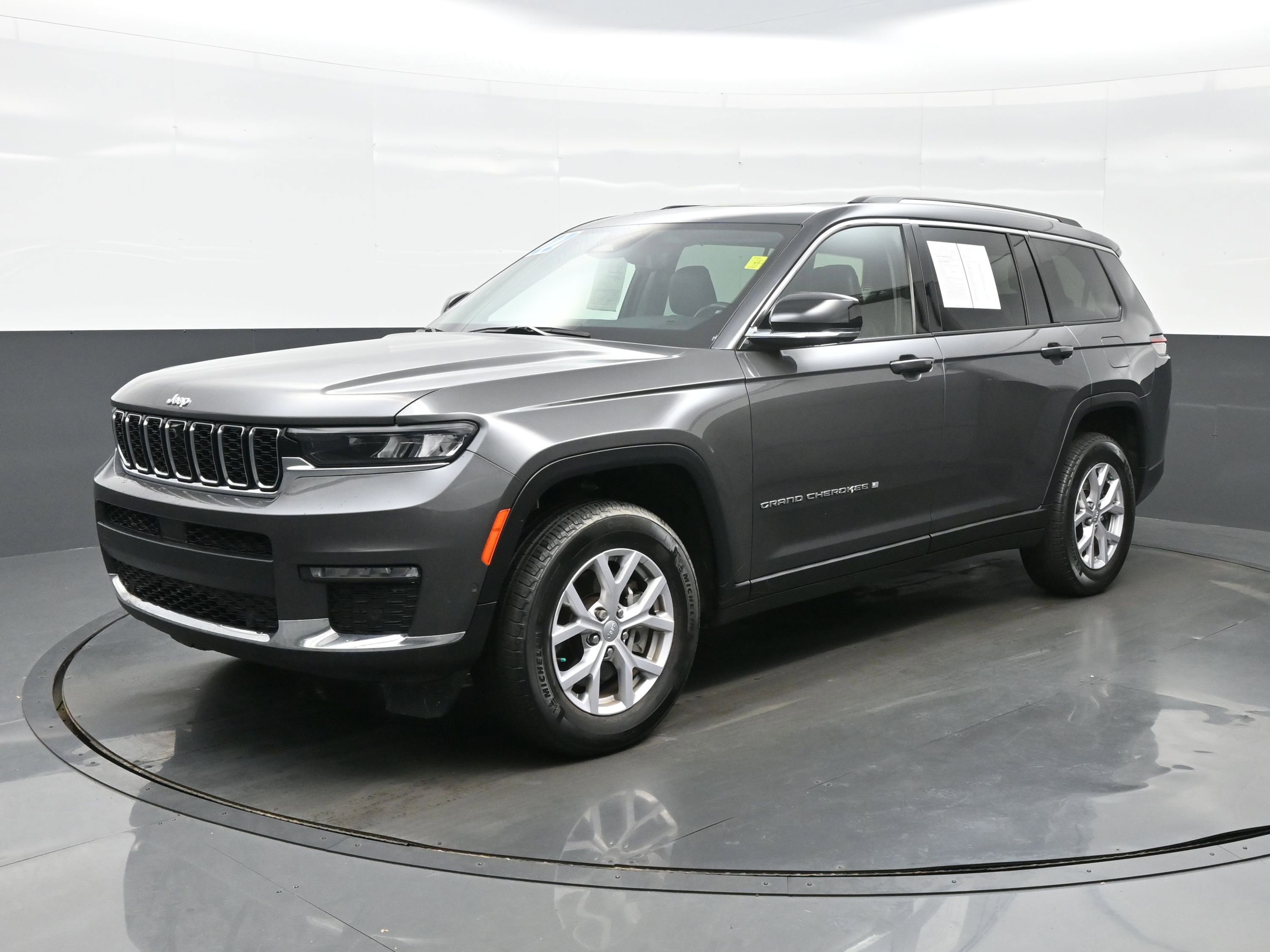 Used 2022 Jeep Grand Cherokee L Limited w/ Luxury Tech Group II video 2