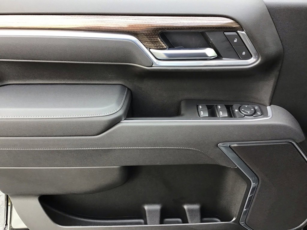 New 2025 Chevrolet Silverado 1500 LT image 11