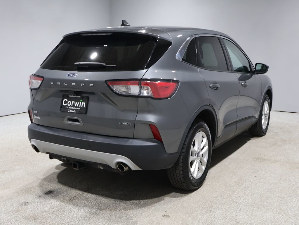 Used 2021 Ford Escape SE image 2