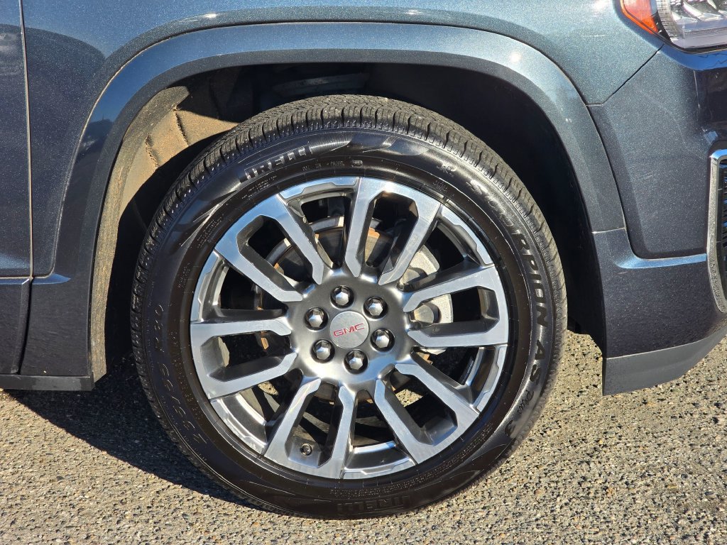 Used 2020 GMC Acadia Denali w/ Denali Ultimate Package AWD/4WD image 10