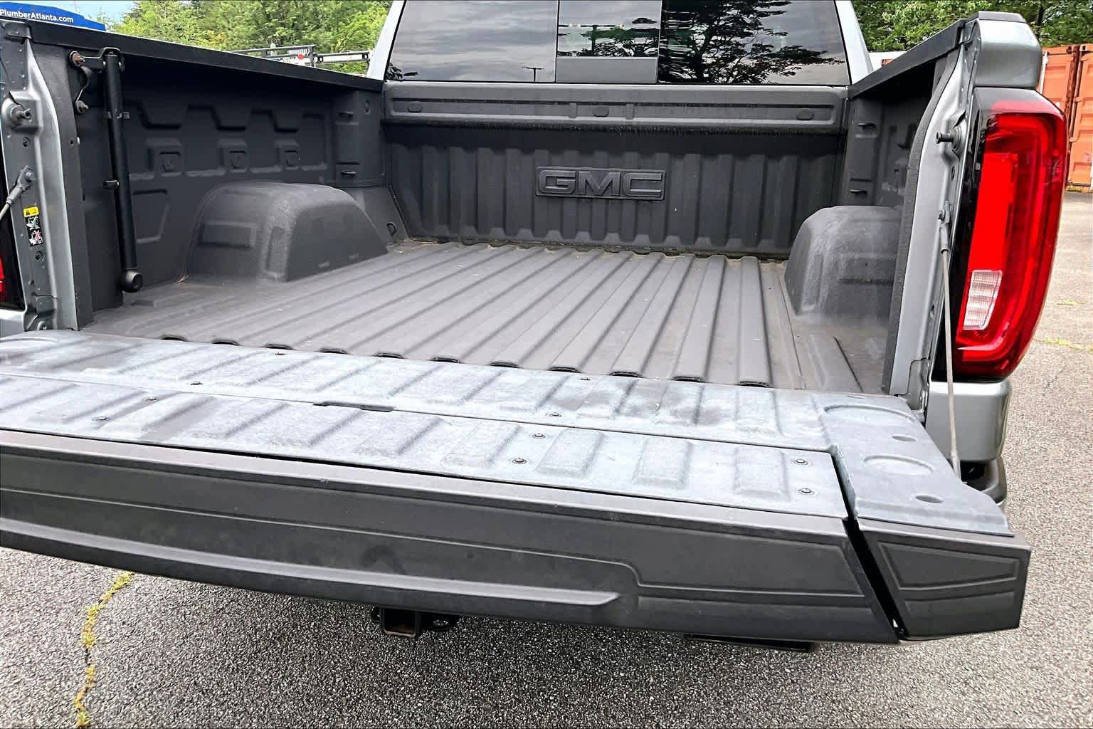Used 2019 GMC Sierra 1500 SLT w/ SLT Premium Plus Package AWD/4WD image 33