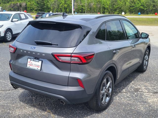 Used 2025 Ford Escape ST-Line FWD image 2