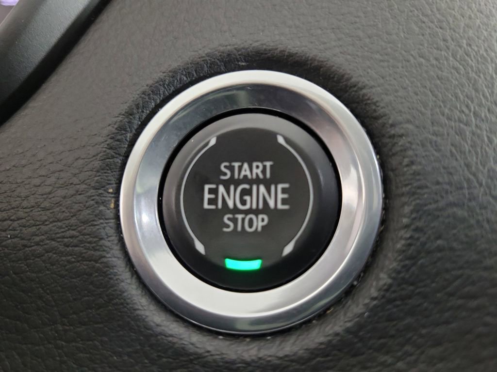Certified 2023 Cadillac XT4 Sport image 29
