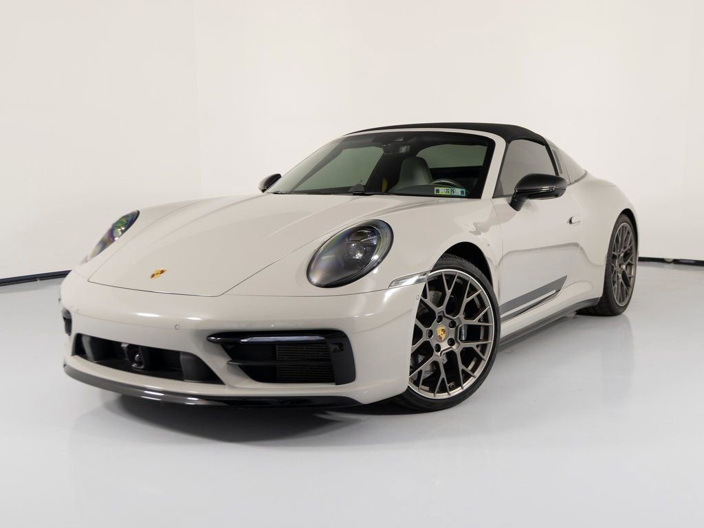 Certified 2022 Porsche 911 Targa 4S image 6
