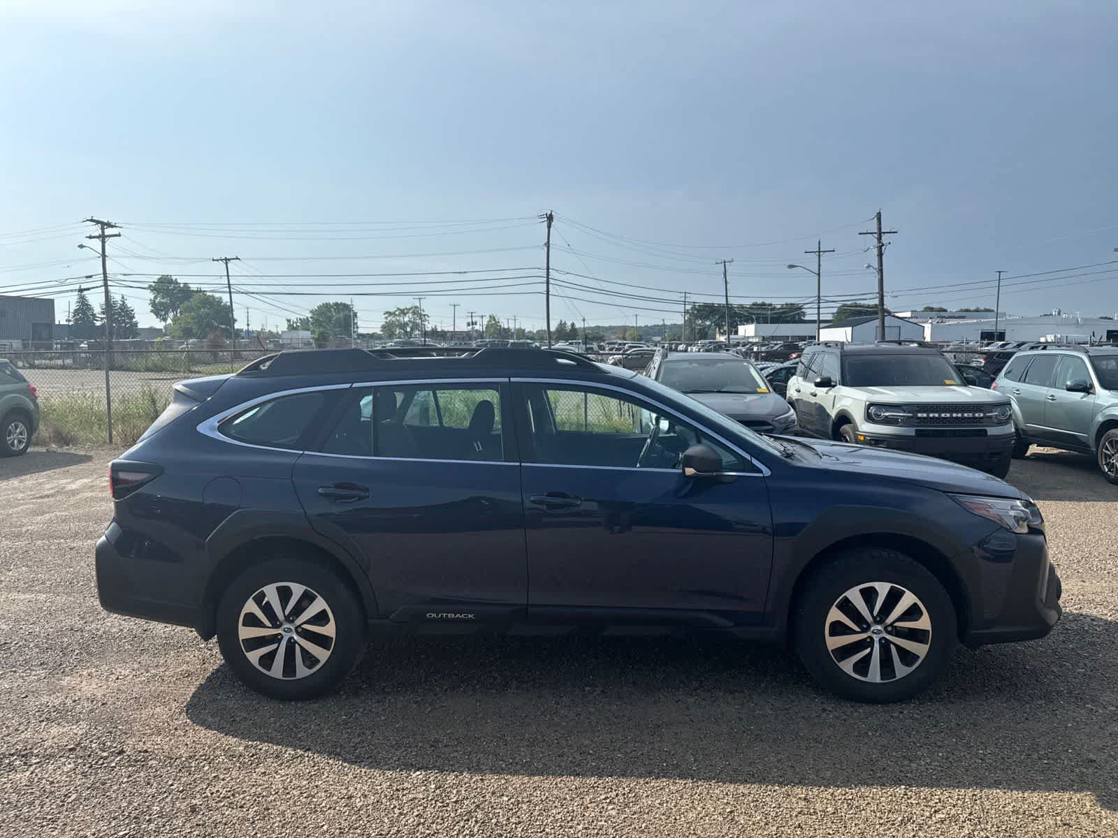 Used 2025 Subaru Outback AWD/4WD image 9