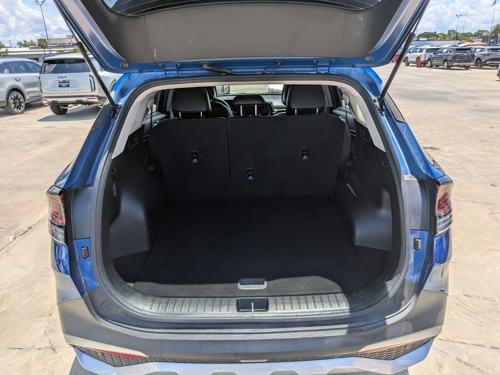Certified 2023 Kia Sportage EX FWD image 13