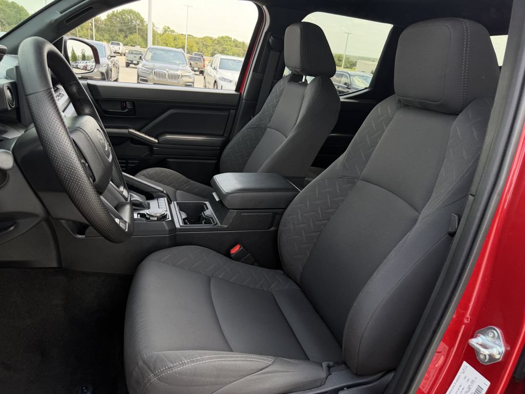 Used 2024 Toyota Tacoma SR AWD/4WD image 25