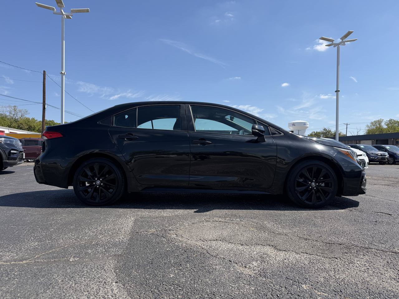 Used 2020 Toyota Corolla SE FWD image 4