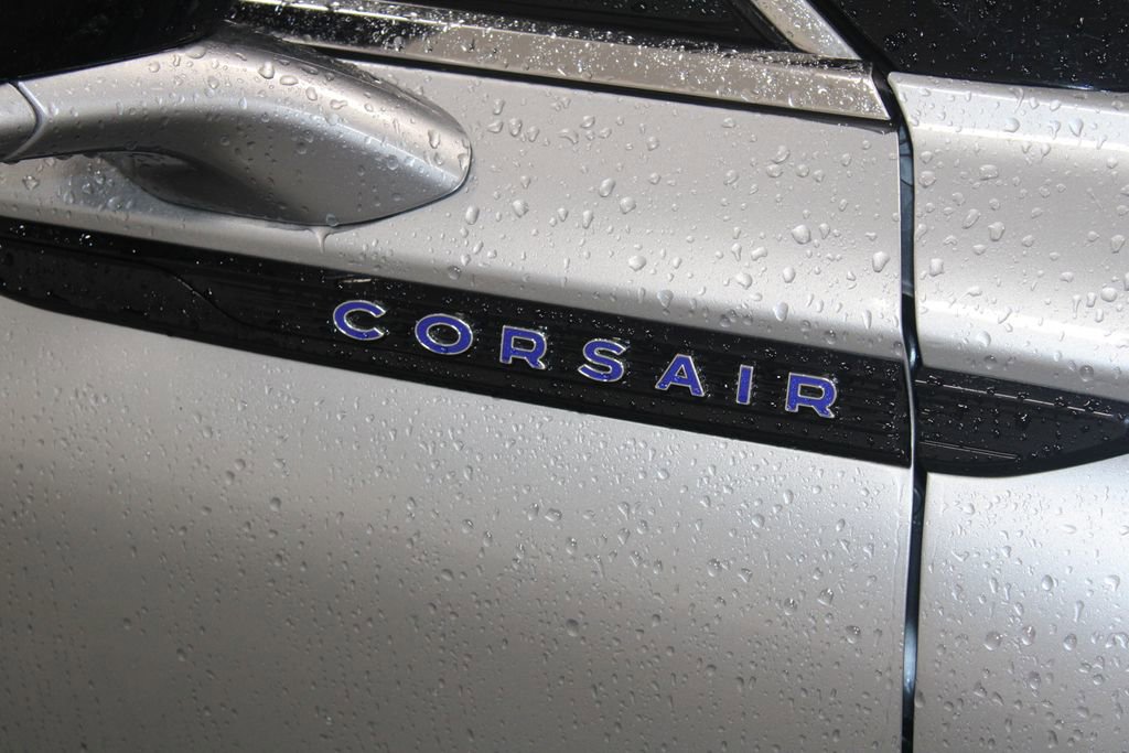 Used 2022 Lincoln Corsair Grand Touring image 12