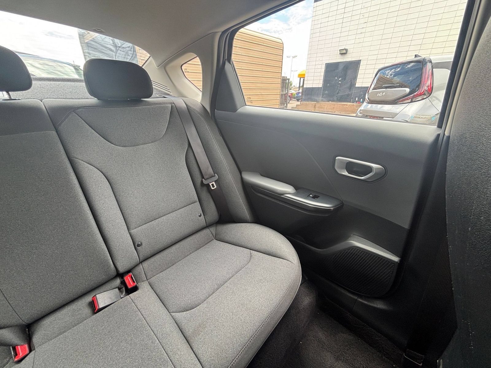 Used 2025 Kia K4 FWD image 33