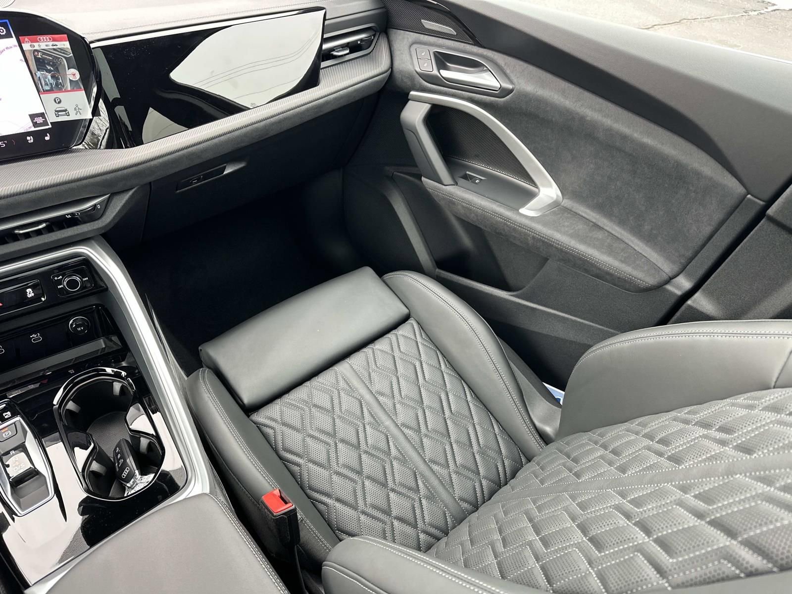 New 2025 Audi SQ5 Premium Plus image 30