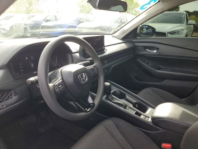 Used 2023 Honda Accord EX image 17