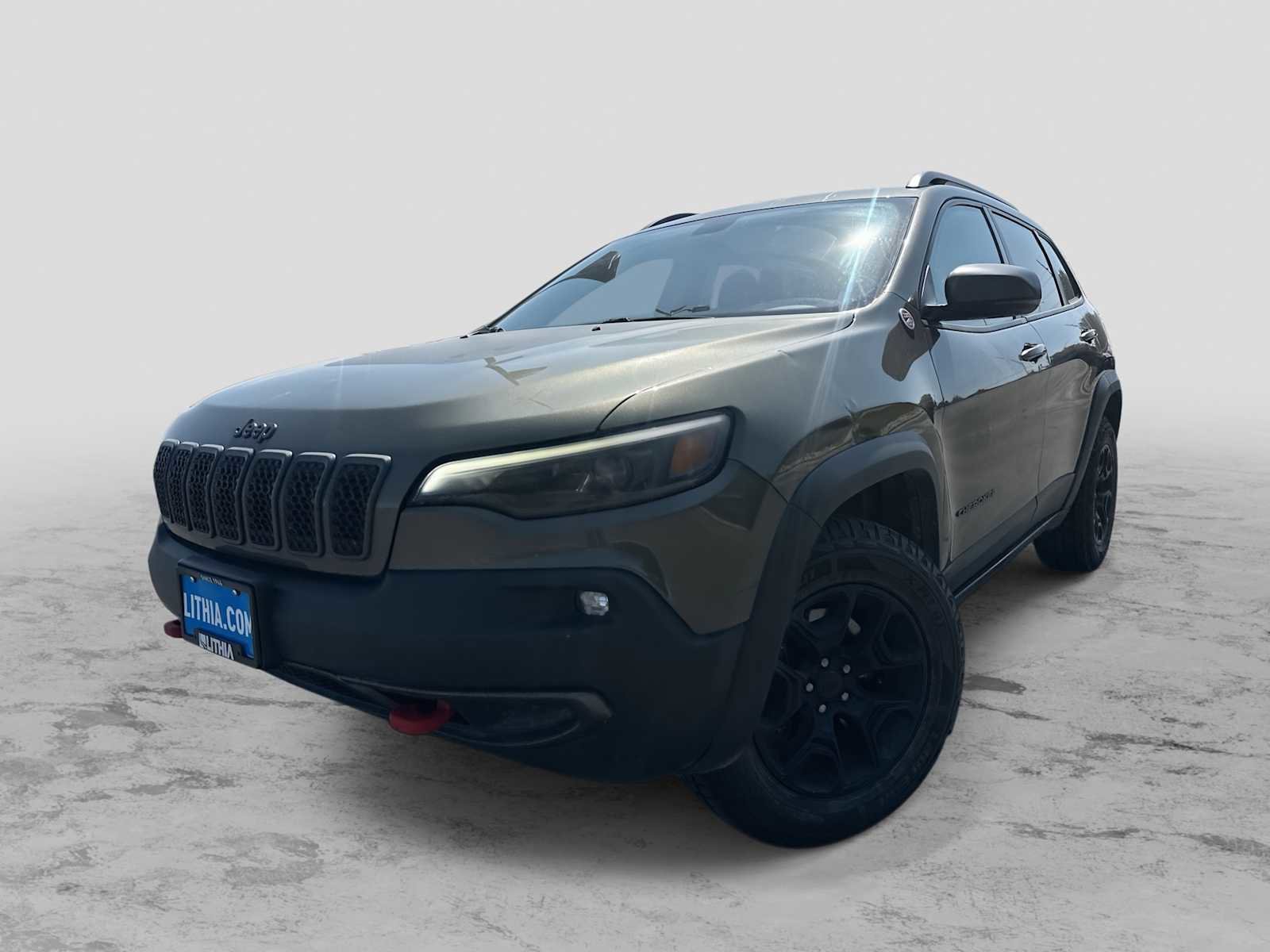 Used 2019 Jeep Cherokee Trailhawk video 1