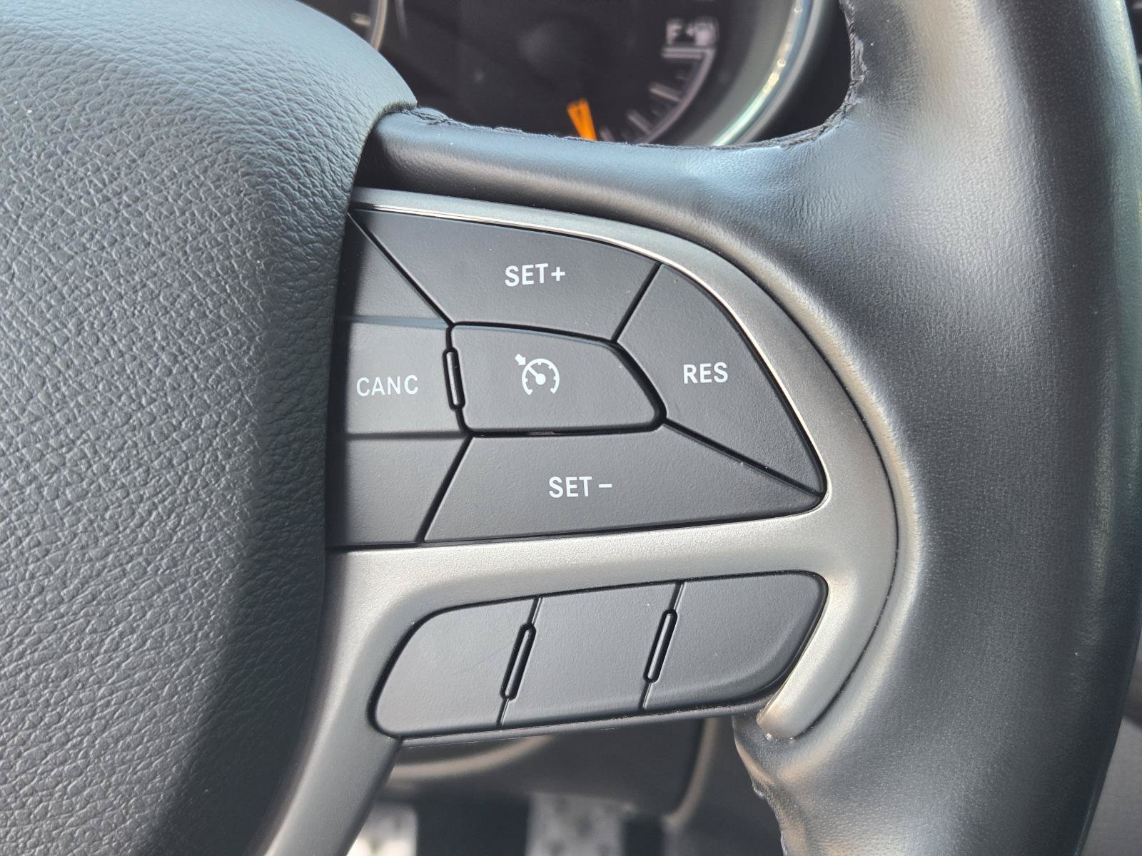 Certified 2021 Jeep Grand Cherokee Laredo X AWD/4WD image 18