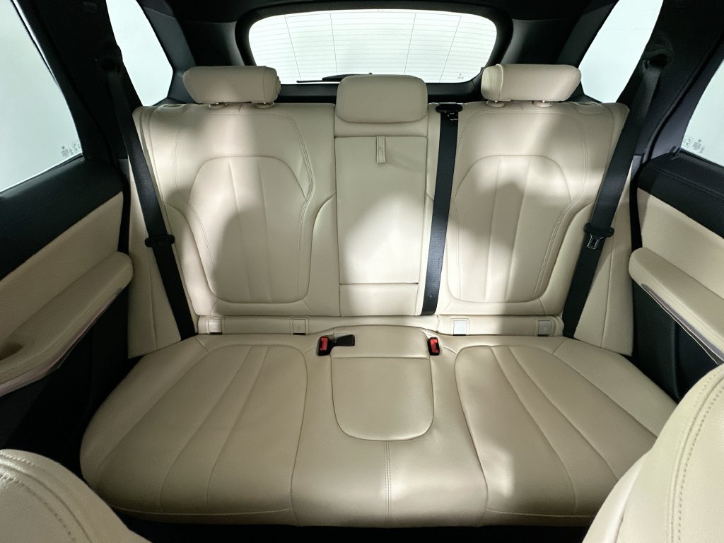 Used 2021 BMW X5 sDrive40i RWD image 13