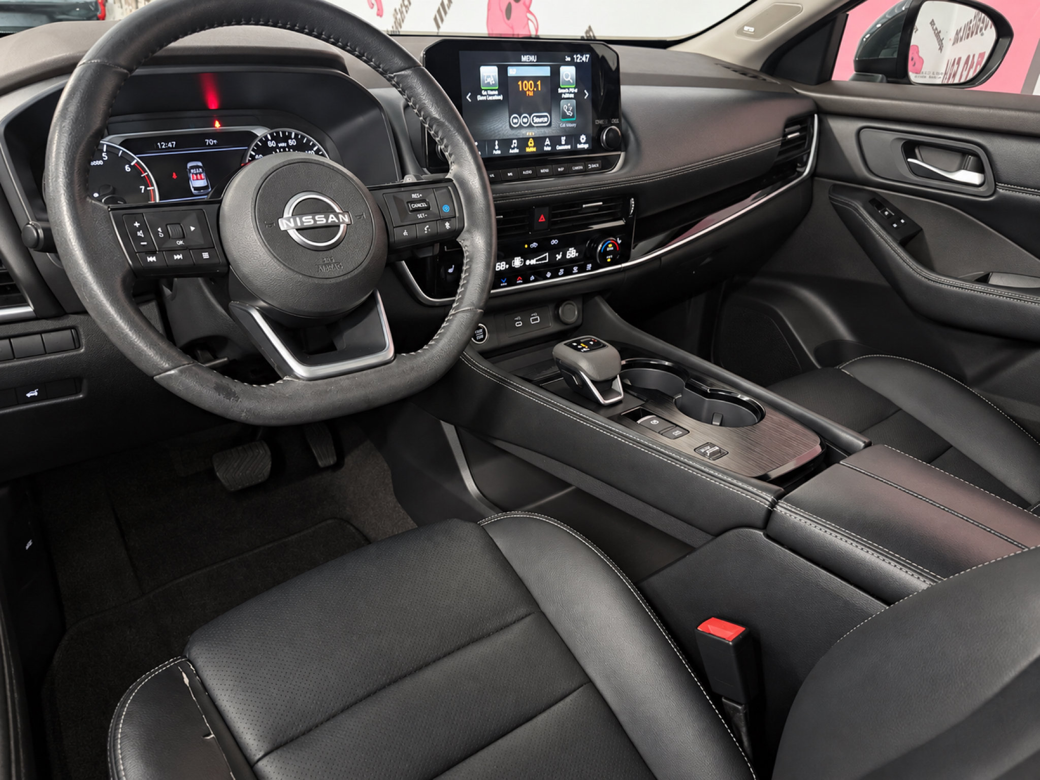 Used 2023 Nissan Rogue SL w/ SL Premium Package FWD image 18